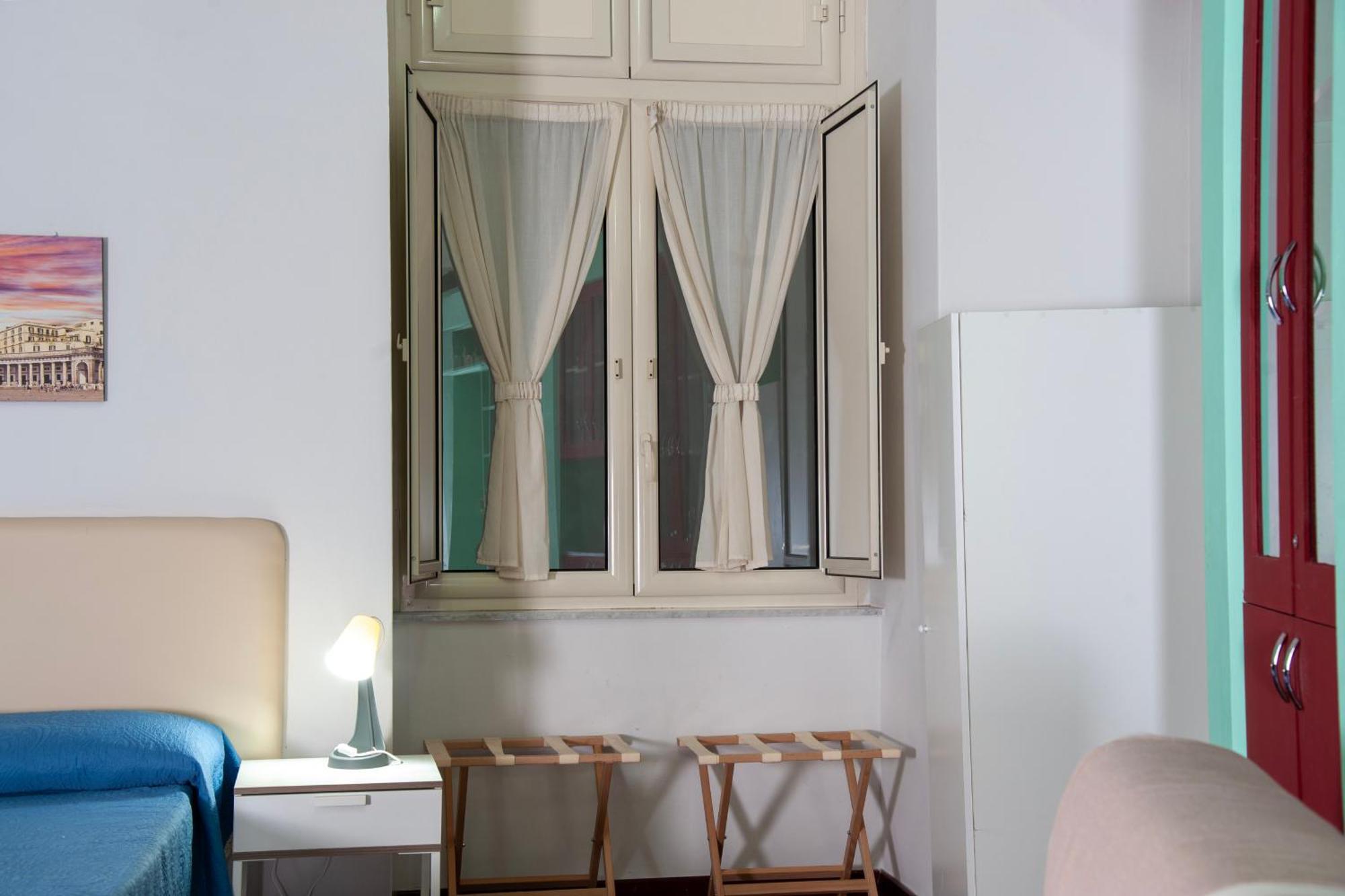 Palazzo Carafa Della Spina - Maison De Charme Apartment *